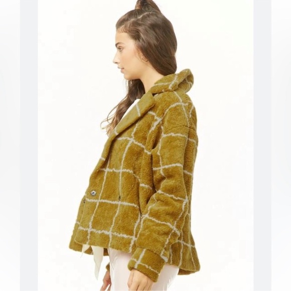 NEW Forever 21‎ Contemporary Luxury Citron Ivory Faux Shearling Coat Jacket - Picture 2 of 16